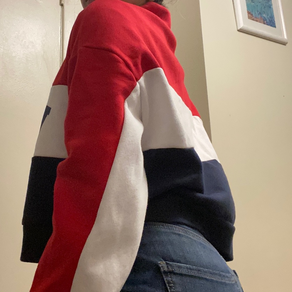 Cropped sweater - Picture 8 of 8